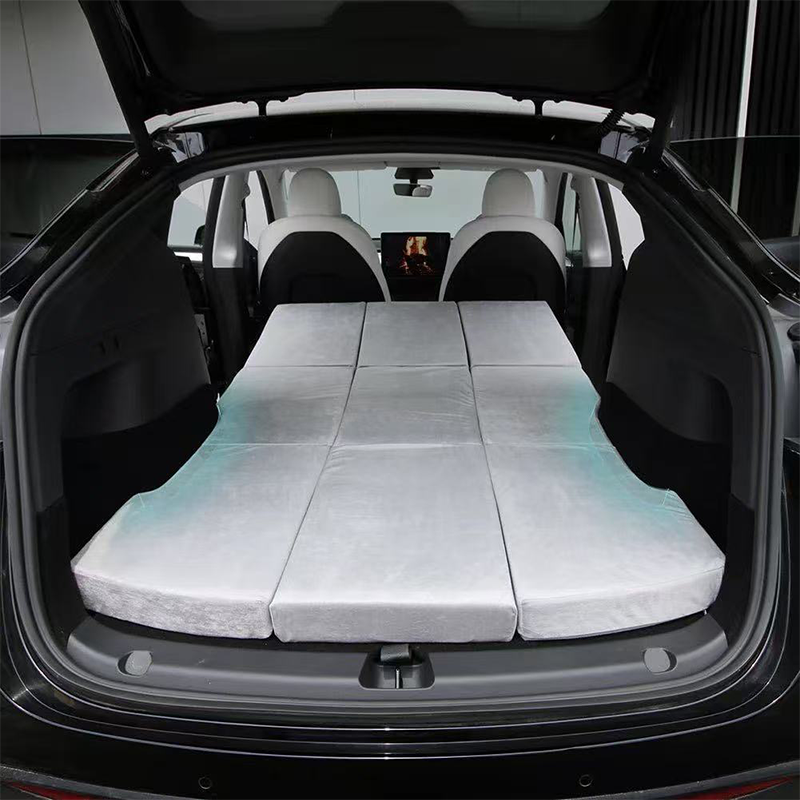 Colchón de espuma viscoelástica plegable para coche de tres pliegues